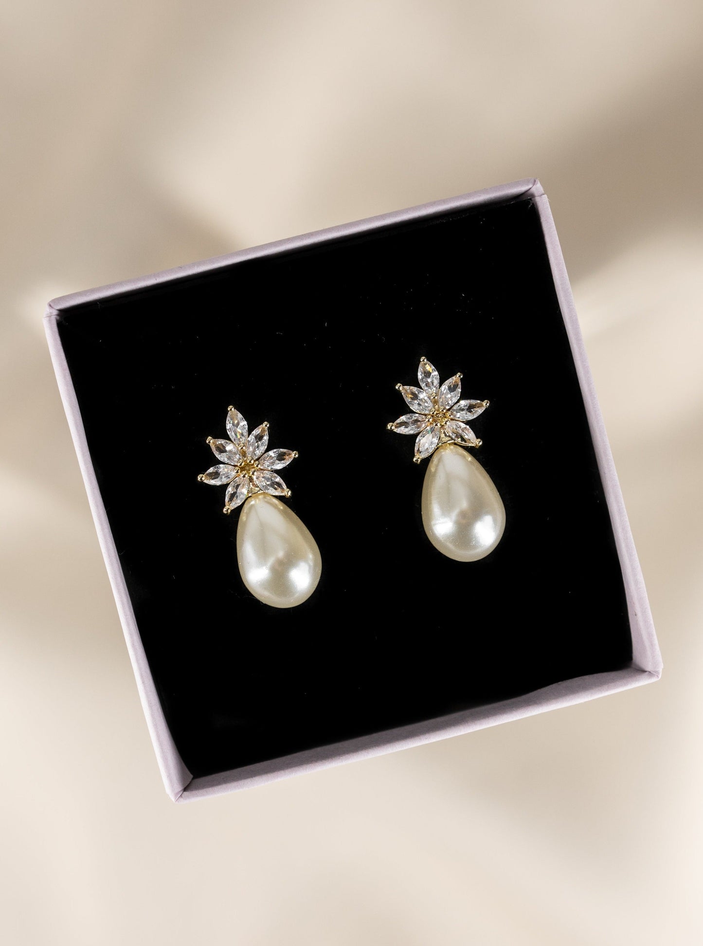 Snowflake Pearl Zircon Earrings