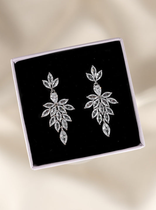 Luxurious super-sparkling Mai Ting rhinestone earrings