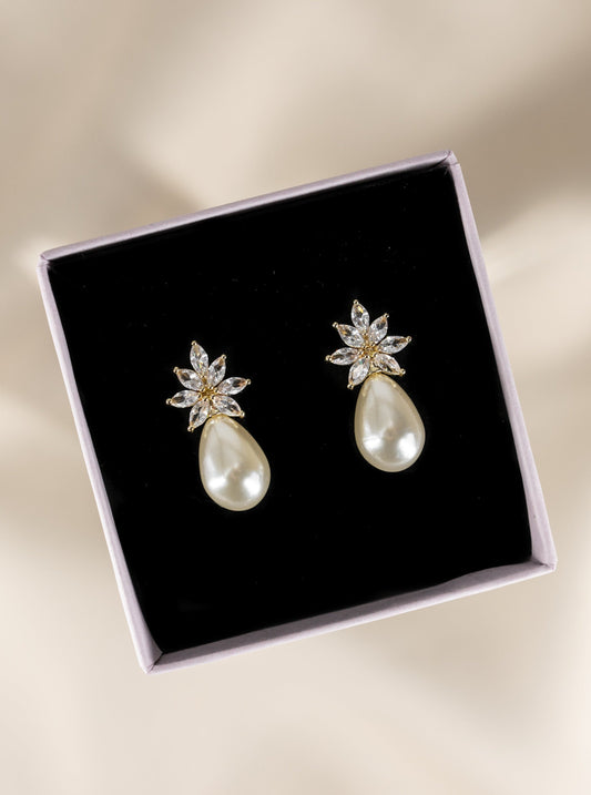 Snowflake Pearl Zircon Earrings