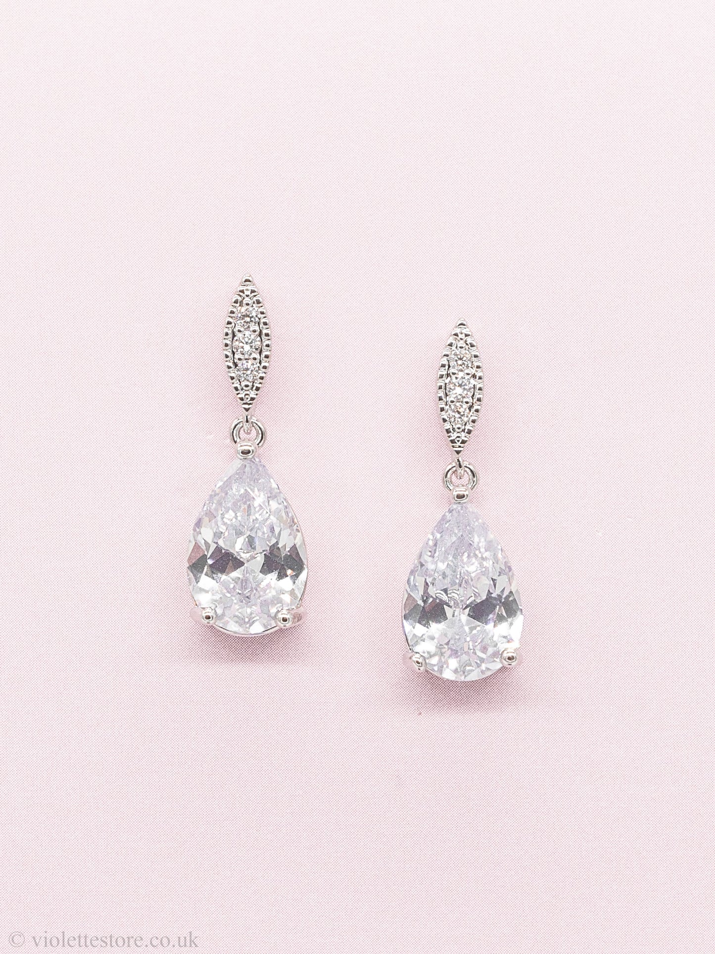Light luxury flashing water drop zircon earrings